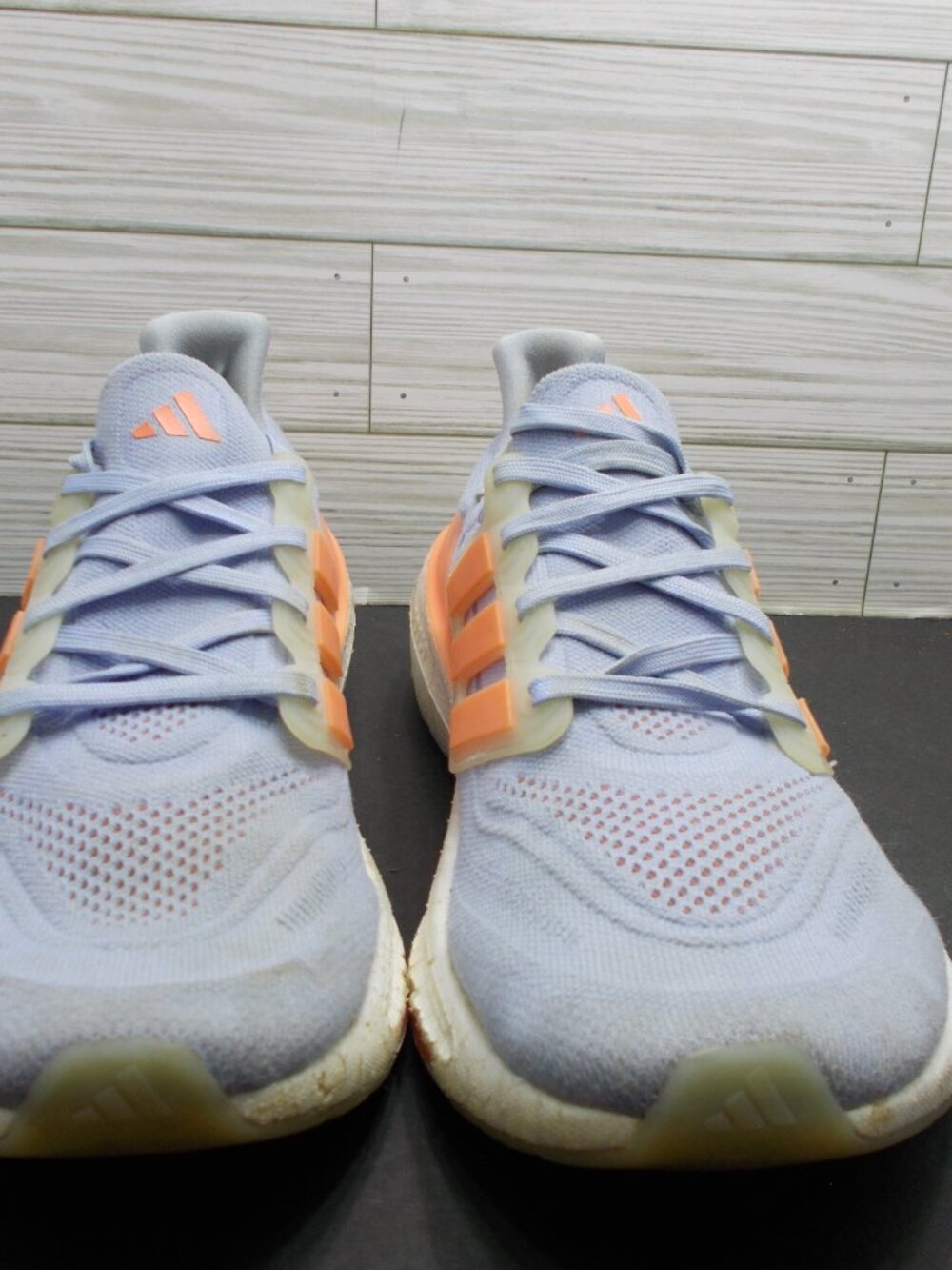 Adidas Women’s UltraBoost Running Shoes Size 9.5 Blue Dawn Coral HQ6347 - Picture 3 of 5